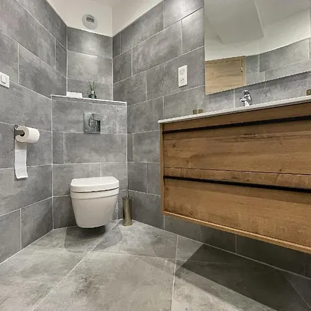 L'alba By Location-tourisme-corse * Bastia (Corsica)