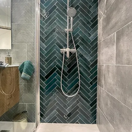 L'alba By Location-tourisme-corse * Bastia (Corsica)